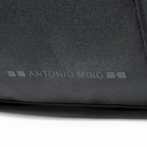 Sac Tronen 5 Sac Tronen