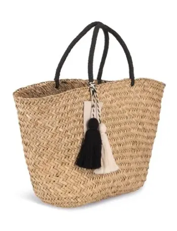 Panier shopping en paille