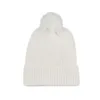 Bonnet avec pompon