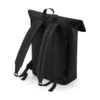 Sac à dos avec rabat roll-top en polyuréthane mat noir 2 Sac à dos avec rabat roll-top en polyuréthane mat