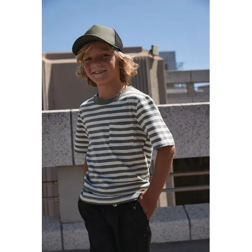 Casquette filet junior réglable à l’arrière 9 Casquette filet junior réglable à l'arrière