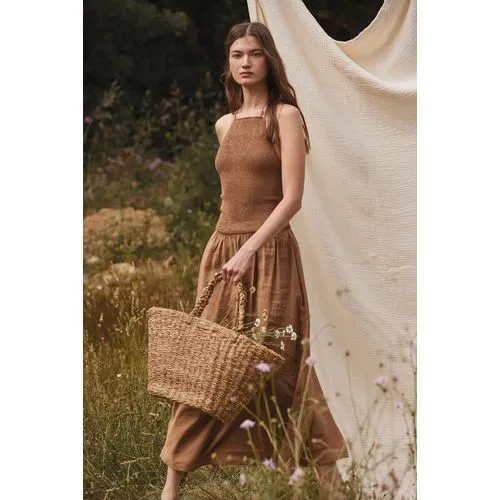 Panier tressé à la main