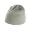 Bonnet tricoté gris clair 1 Bonnet tricoté