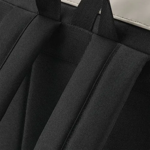 Sac à dos avec rabat roll-top en polyuréthane mat