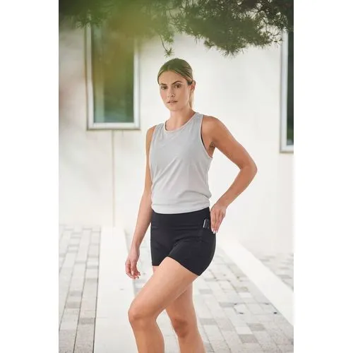 Short femme avec poche téléphone